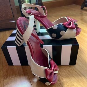 Lola Ramona red,black & white chunky heels